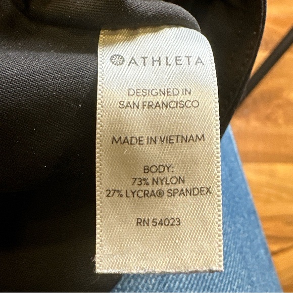 Athleta Black Stellar Crop‎ Lifestyle Work Travel Pant #210237 size small - Picture 7 of 8